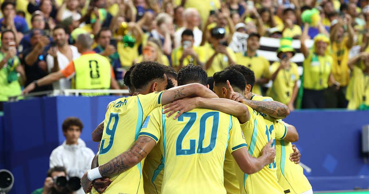 Após decepção, Ancelotti faz limpa e chama só 8 jogadores que foram a Copa; veja