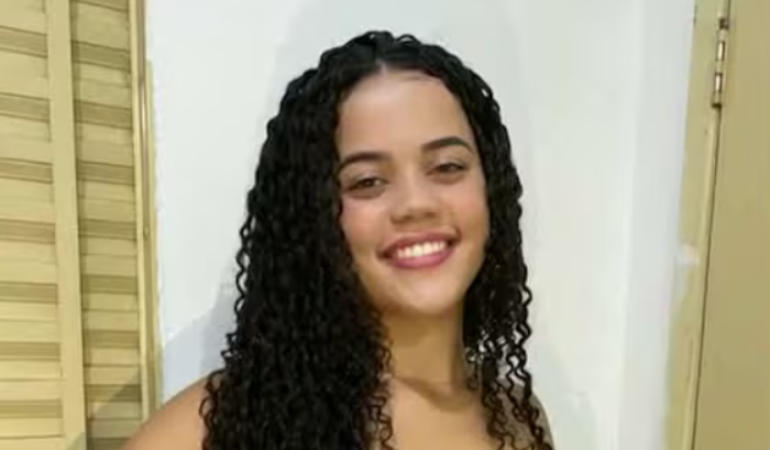 Thayn&aacute; Rosa, 20, foi morta pelo namorado, Jo&atilde;o Vitor Pereira, em abril de 2025 em Belo Horizonte (MG); o criminoso foi condenado a 30 anos de pris&atilde;o ap&oacute;s passar pelo Tribunal do J&uacute;ri