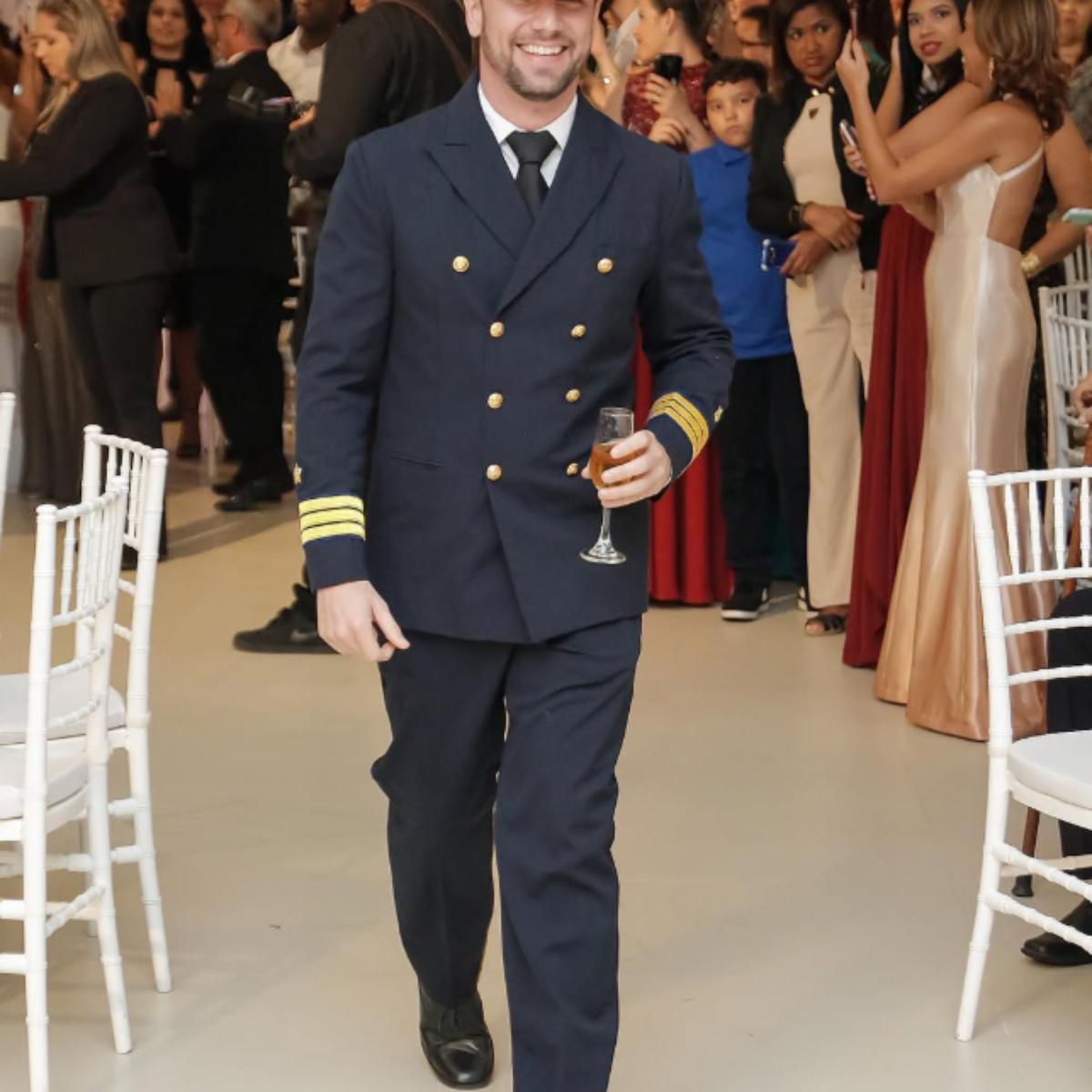 Capitão de navio de 39 anos morre após passar mal em restaurante de Goiânia