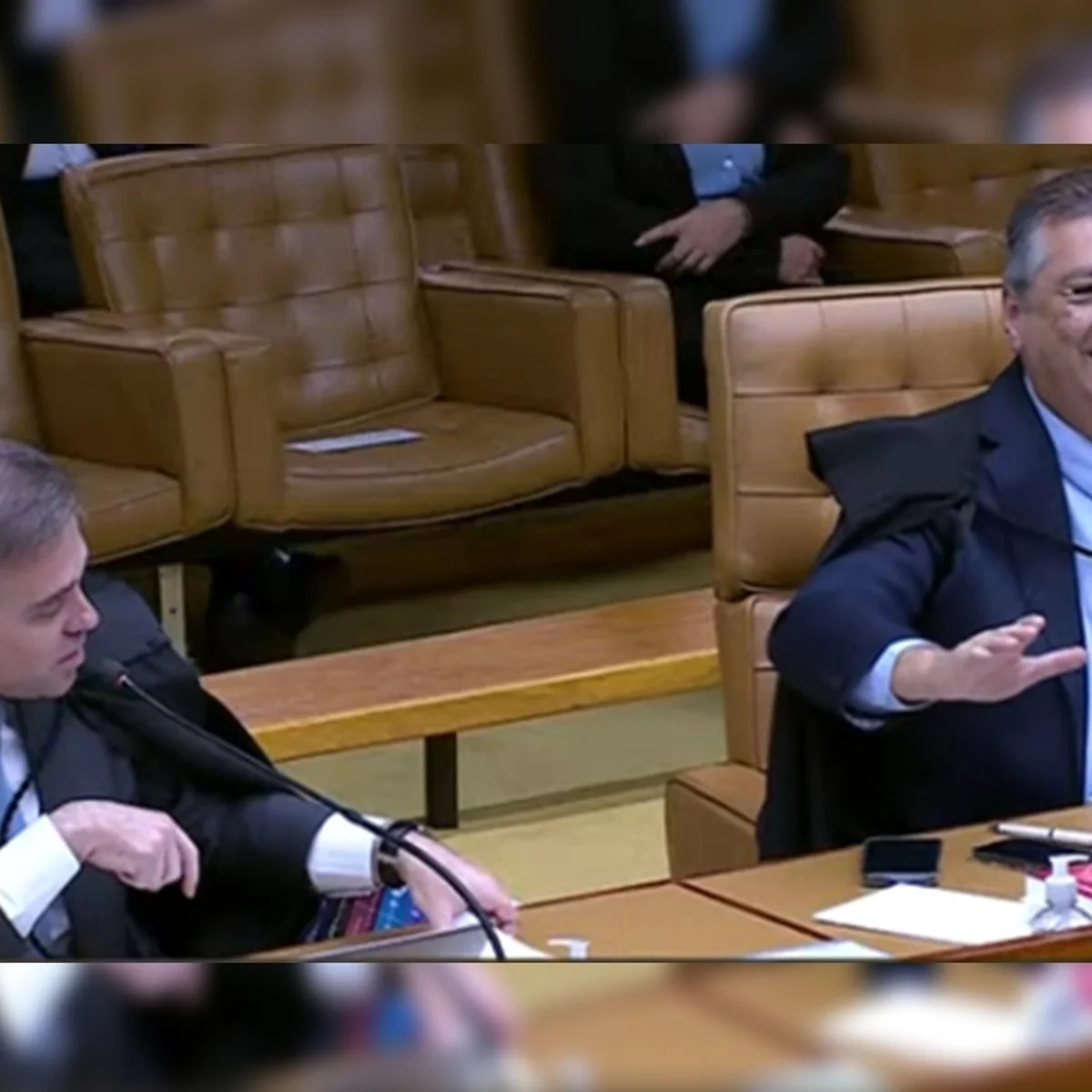 Novo não tem legitimidade para pedir afastamento de chefe da PF, diz Dino