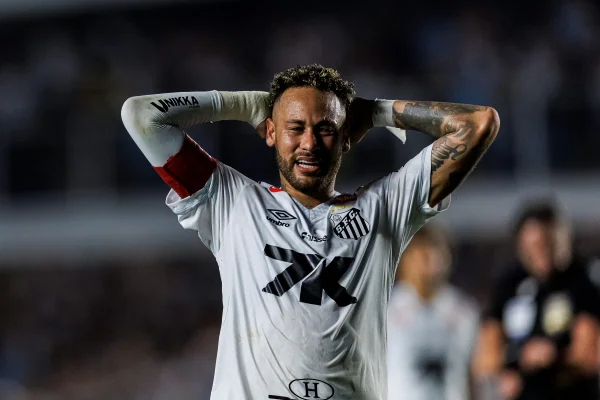 Em recuperação, Neymar diz que tem cuidado “dobrado” com o “mental”