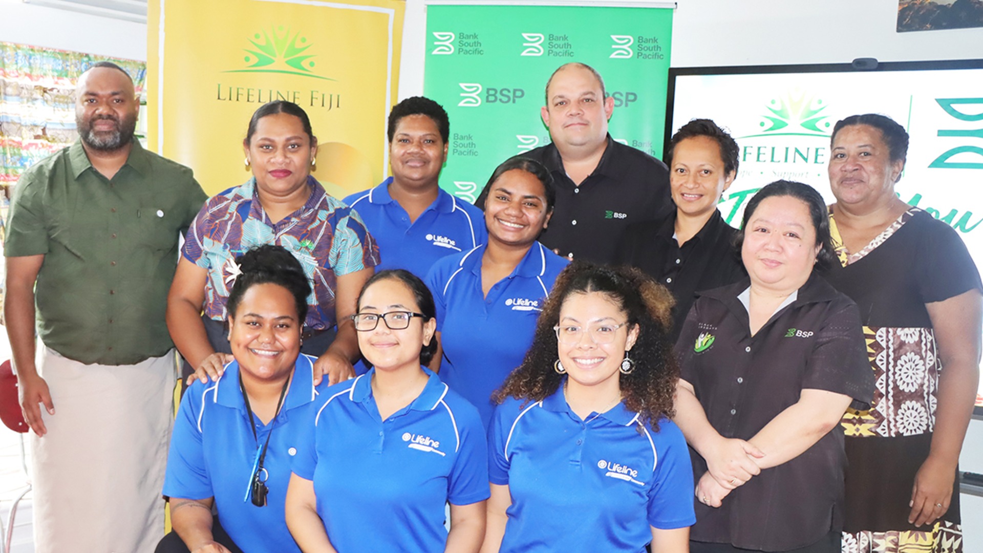 A BSP Fiji doa US$ 10.000 à Lifeline Fiji para apoiar esforços de saúde mental e prevenção do suicídio
