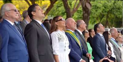Presidente Lula participa do Desfile C&iacute;vico-Militar de 7 de Setembro ao lado do presidente do STF, Edson Fachin, presidente do Senado, Davi Alcolumbre, primeira-dama Ros&acirc;ngela Janja da Silva, vice-presidente Geraldo Alckmin e presidente da C&acirc;mara dos Deputados, Hugo Motta Lula, Fachin e Alcolumbre Foto: Reprodu&ccedil;&atilde;o/X@LulaOficial / Estad&atilde;o