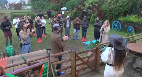 Heranças! Galisteu avisa que o eliminado desta quinta (24) deixa dois presentes em A Fazenda 18