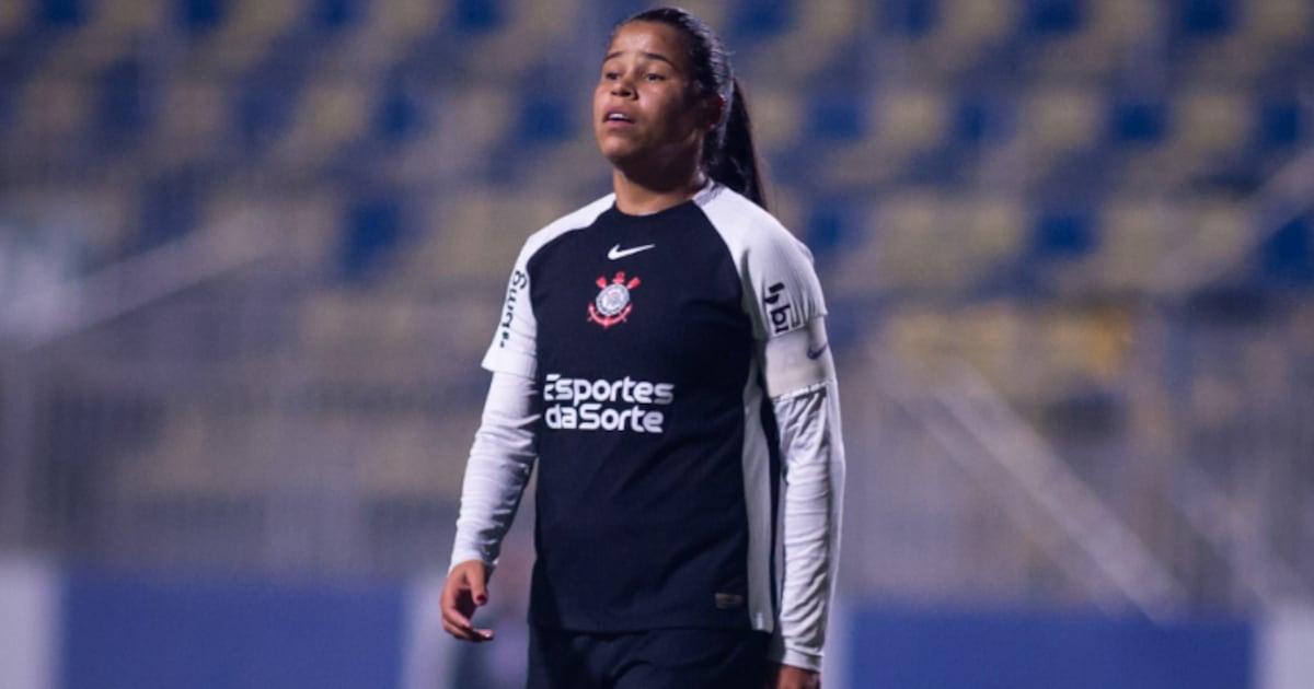 Maior artilheira da história do Corinthians detona horário da semifinal do Brasileirão Feminino