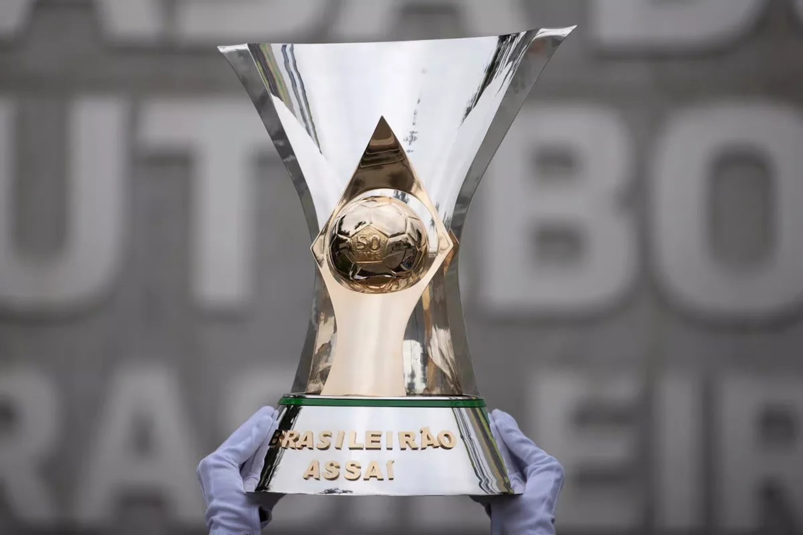 Brasileirão pode ser paralisado por pressão dos clubes após proibição das bets ucas Figueiredo/ CBF