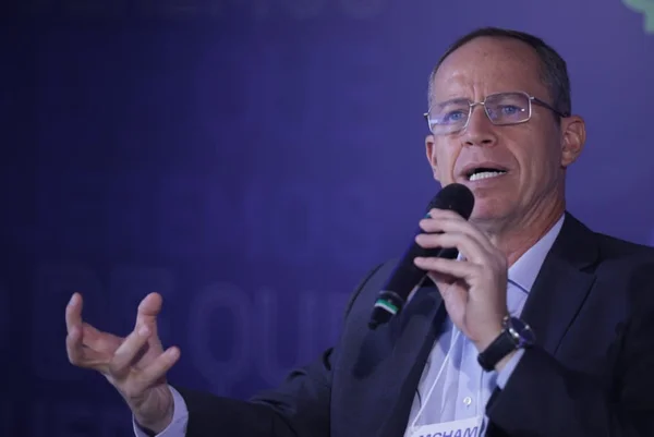 Cappelli pretende dar poder de prefeitura para administrações regionais