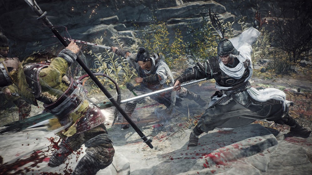 Wo Long: Fallen Dynasty permite ao jogador se manter na ofensiva, mas exige atenção e equilíbrio de seu espírito — Foto: Reprodução/Steam