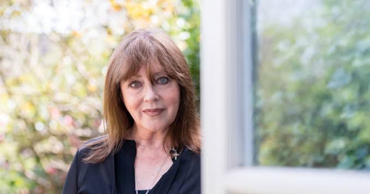 Lesley-Ann Jones, biógrafa de Freddie Mercury, cancela participação na Bienal do Livro 2026