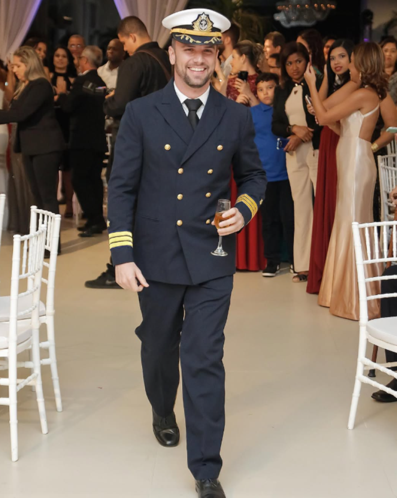 Capitão de navio de 39 anos morre após passar mal em restaurante de Goiânia