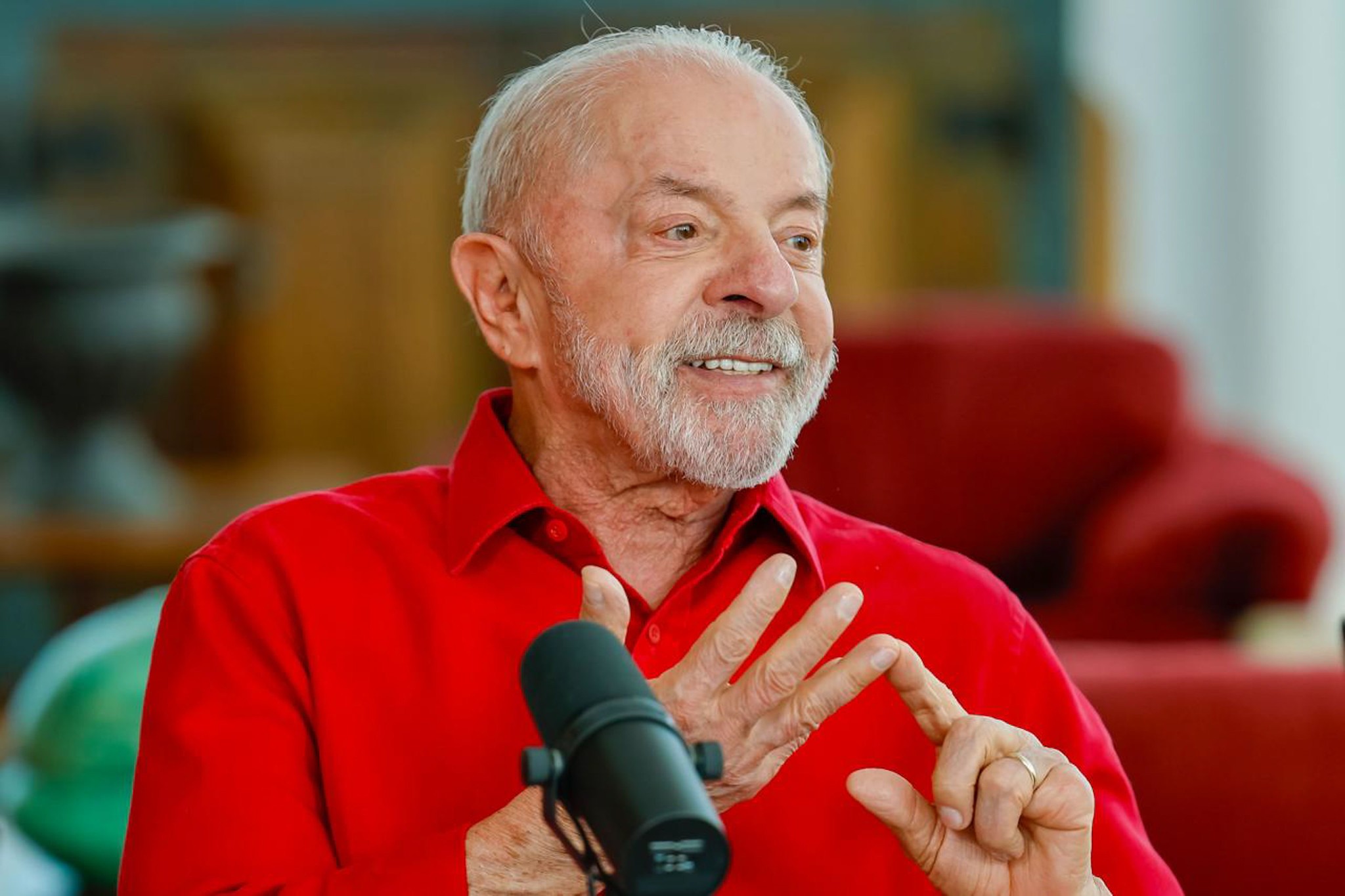Lula diz que vai acabar com bets e que clubes precisam aprender a viver sem: 'essa não é uma guerra, é uma decisão'