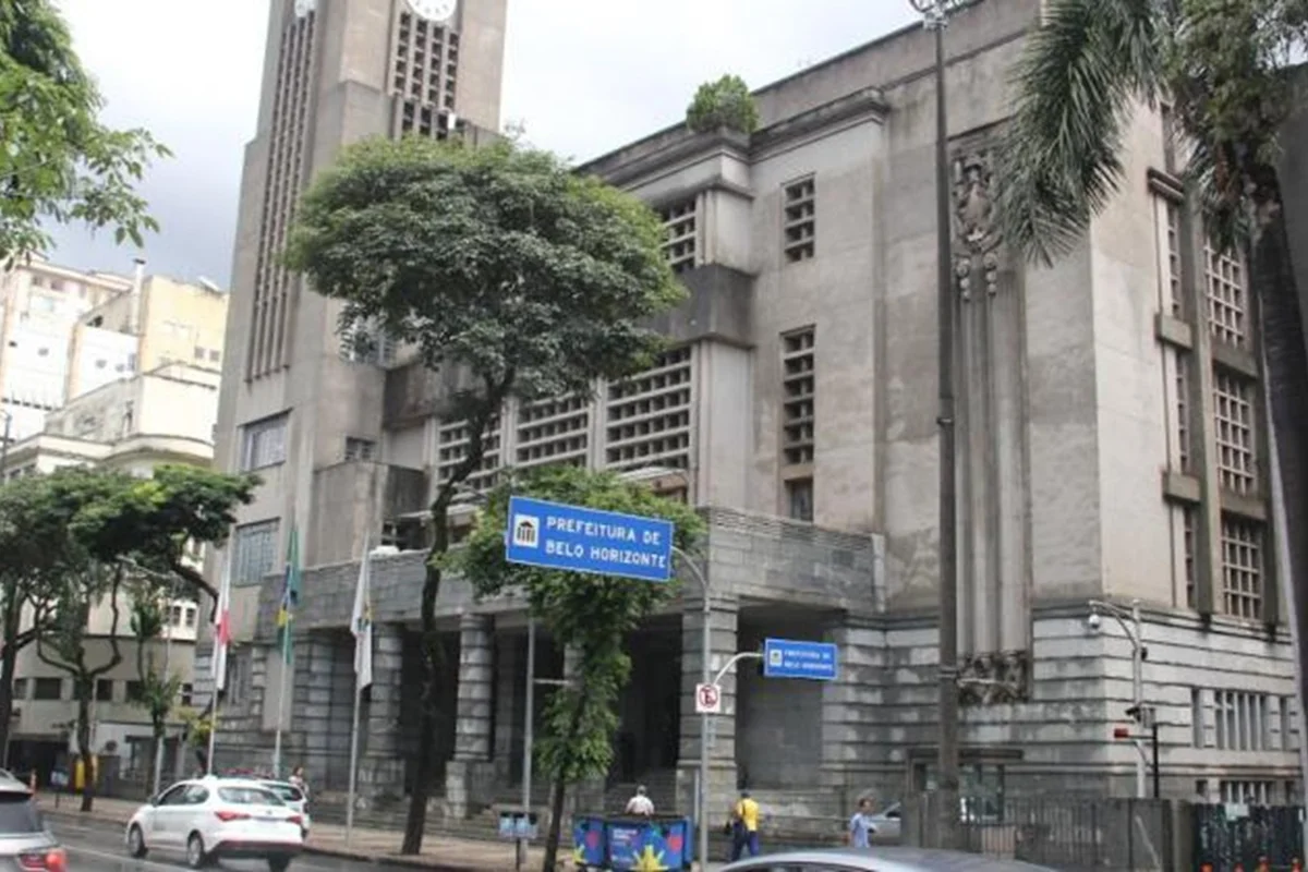Reajuste de 4,11% para servidores da Prefeitura de BH será votado nesta 2ª