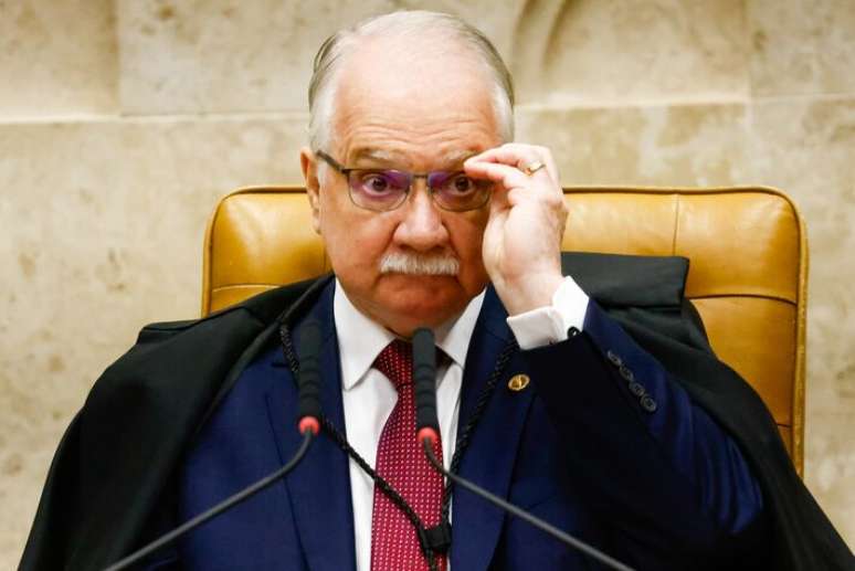 Fachin manda recado em meio a disputas de ministros do STF