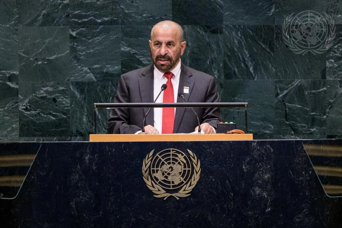 O chefe das Forças Libanesas diz que as armas do Hezbollah prolongam a presença israelense no sul