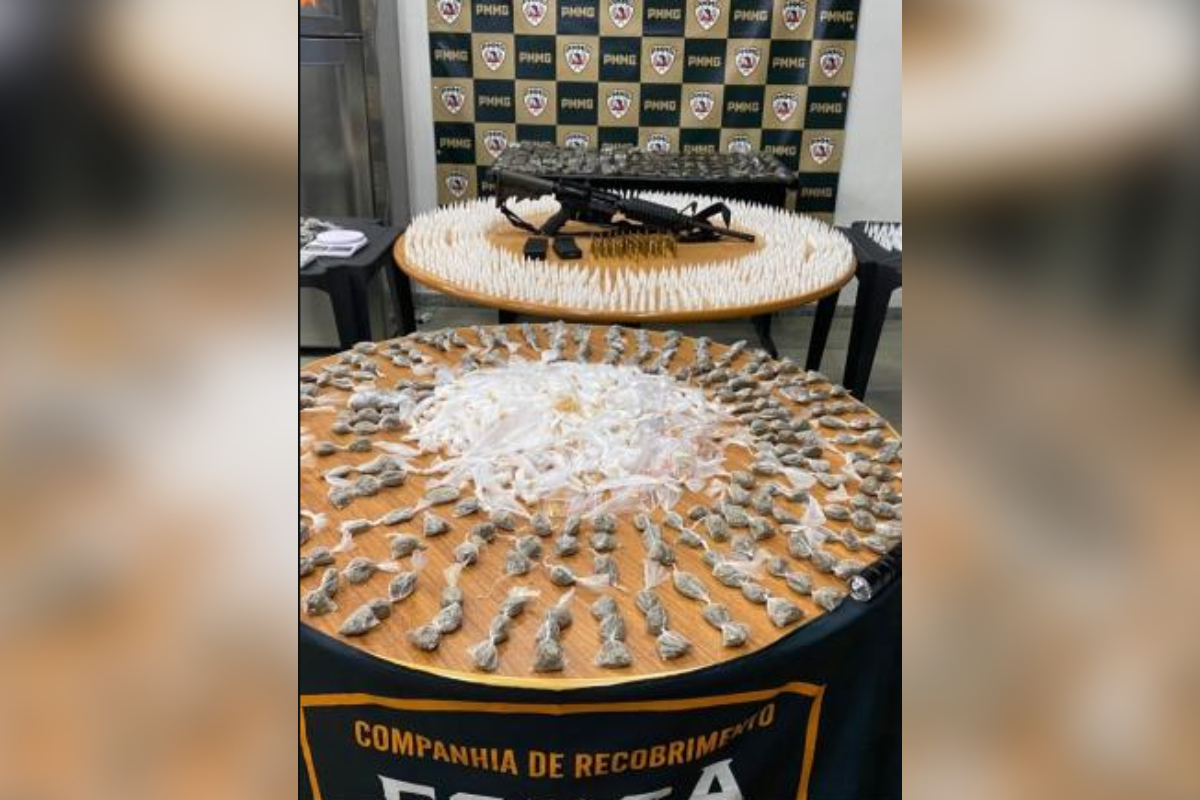 fuzil e drogas apreensão MG