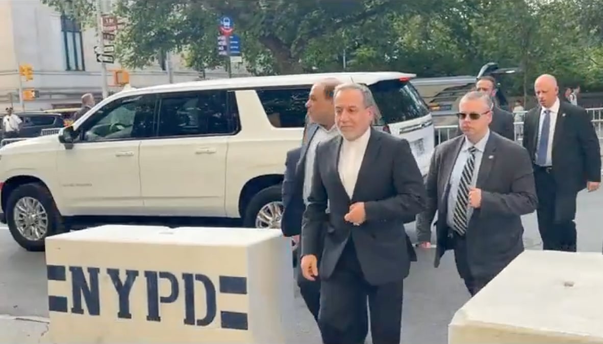 O ministro das Relações Exteriores do Irã, Abbas Araghchi, enfrenta processo de impeachment devido a conversas com os EUA. Então, quem fala por Teerã?