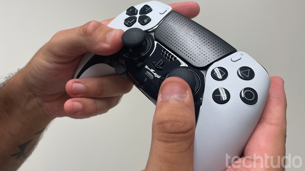 De controle para PlayStation 5 a smart TV: confira achadinhos de tecnologia com até 47% de desconto no esquenta do 9.9 — Foto: TechTudo/Yuri Hildebrand