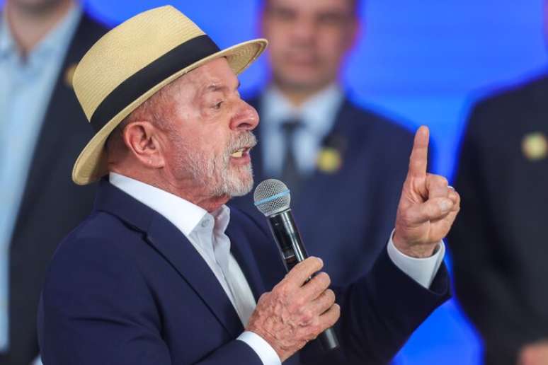 Lula defende mudança em critério de escolha de ministros do STF