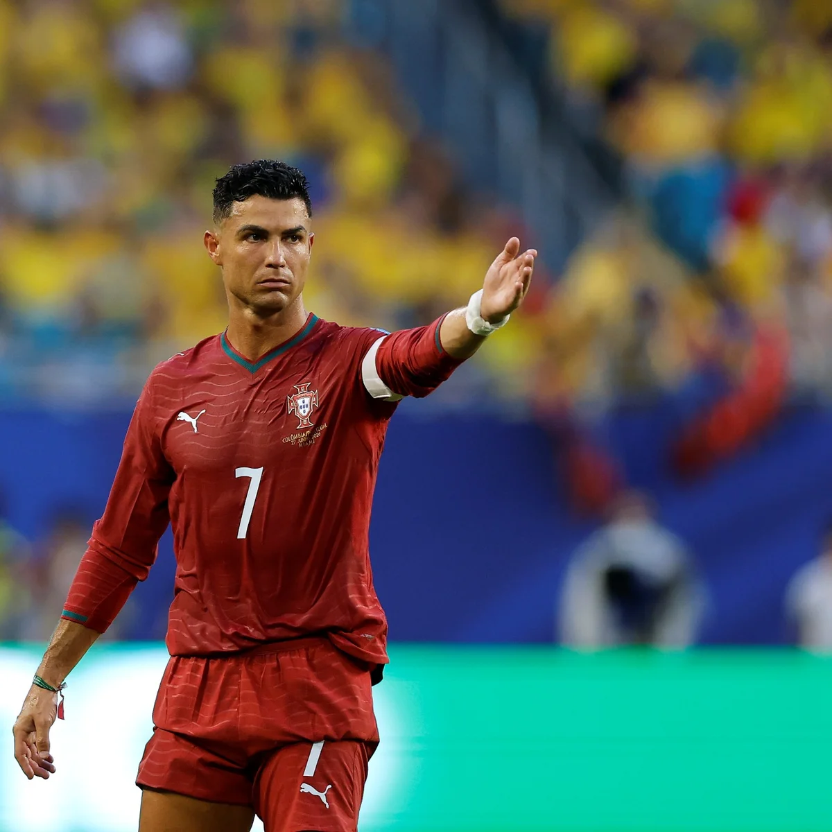 Com CR7 titular, saiba onde assistir a Portugal x Gales pela Nations