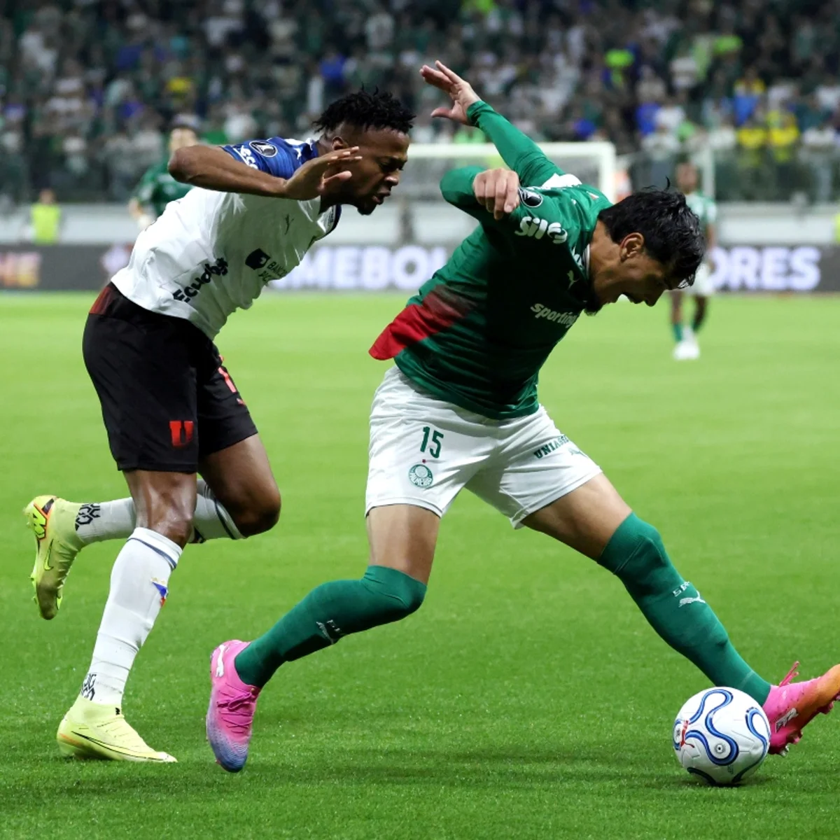 Libertadores: Gustavo Gómez recebe 3º amarelo e desfalca Palmeiras em Quito