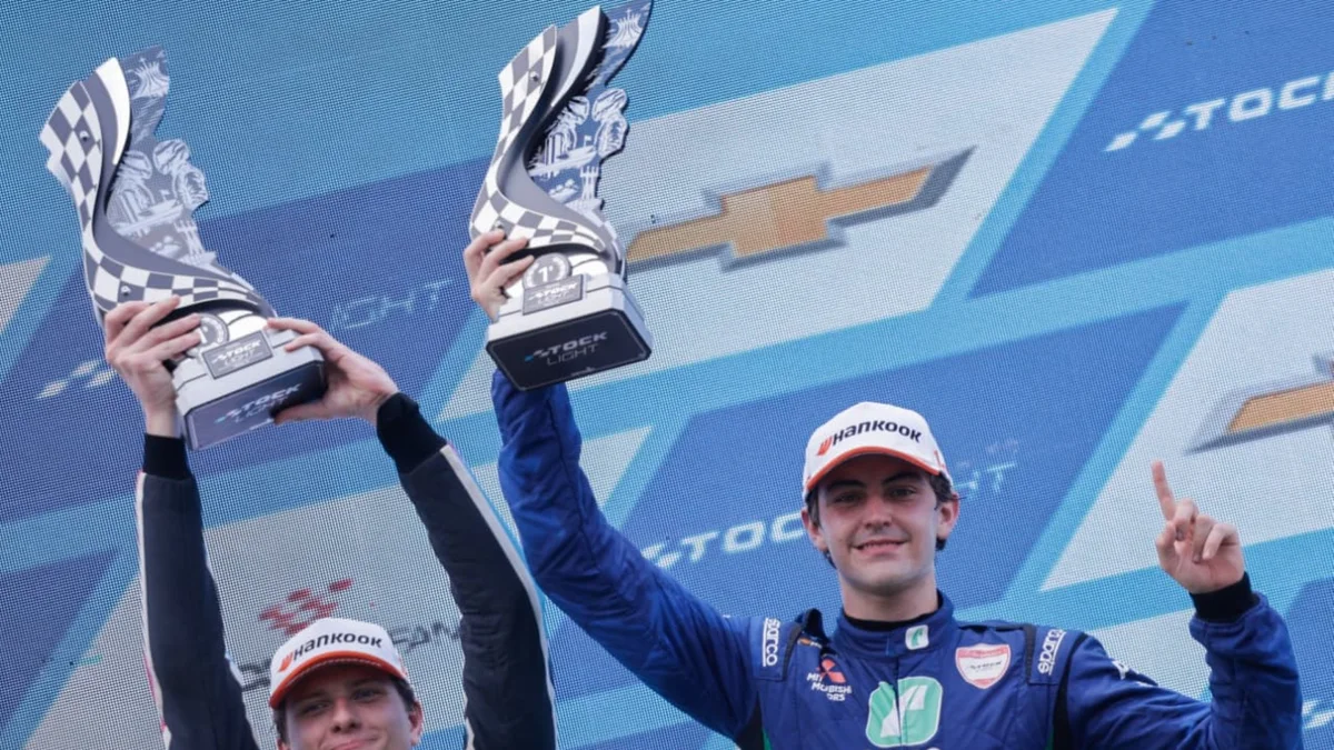 Luis Trombini celebra vitória na estreia da Endurance da Stock Light