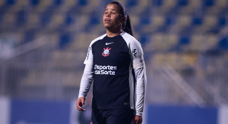 Maior artilheira da história do Corinthians detona horário da semifinal do Brasileirão Feminino