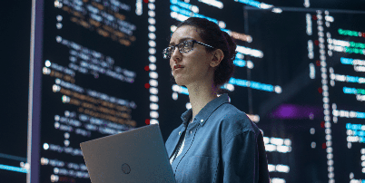 Empreendedores e executivos precisam compreender melhor os impactos financeiros, jurídicos, reputacionais e estratégicos da inteligência artificial nos negócios Foto: Gorodenkoff | Shutterstock / Portal EdiCase