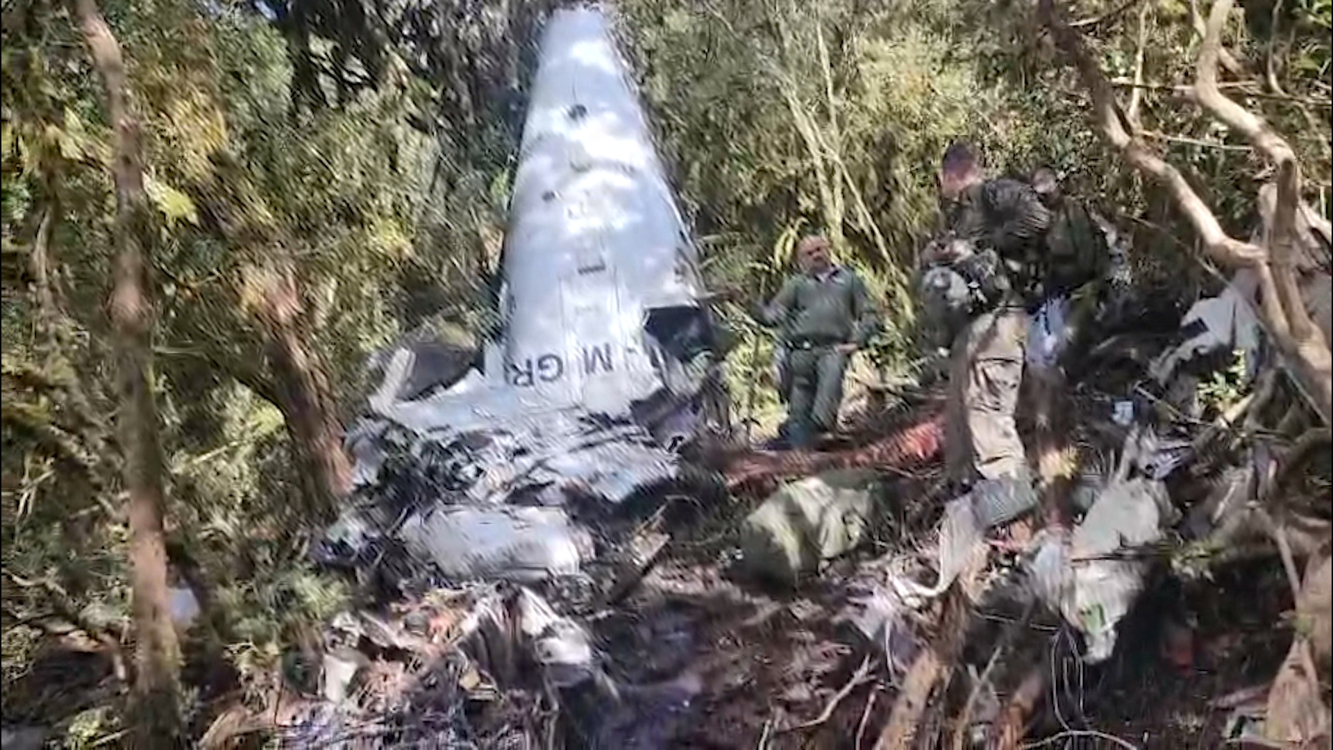 Baixa altitude de voo em meio ao mau tempo pode afetar a visibilidade do piloto, explica especialista