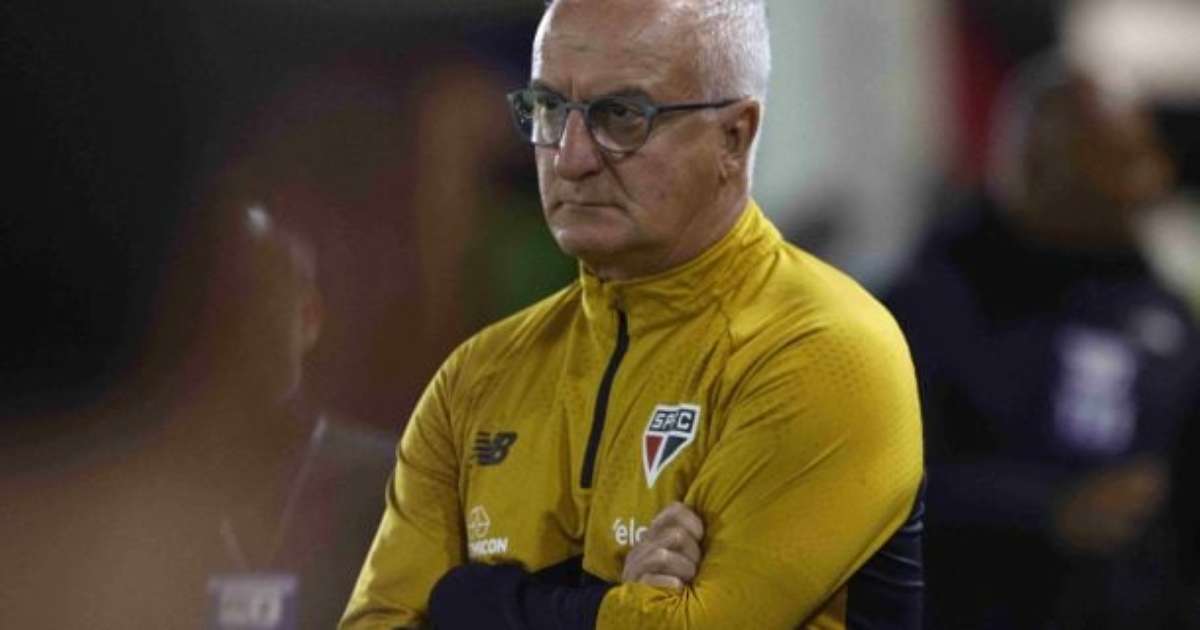 Dorival assume escolha por reservas: "Foi a decisão adequada"