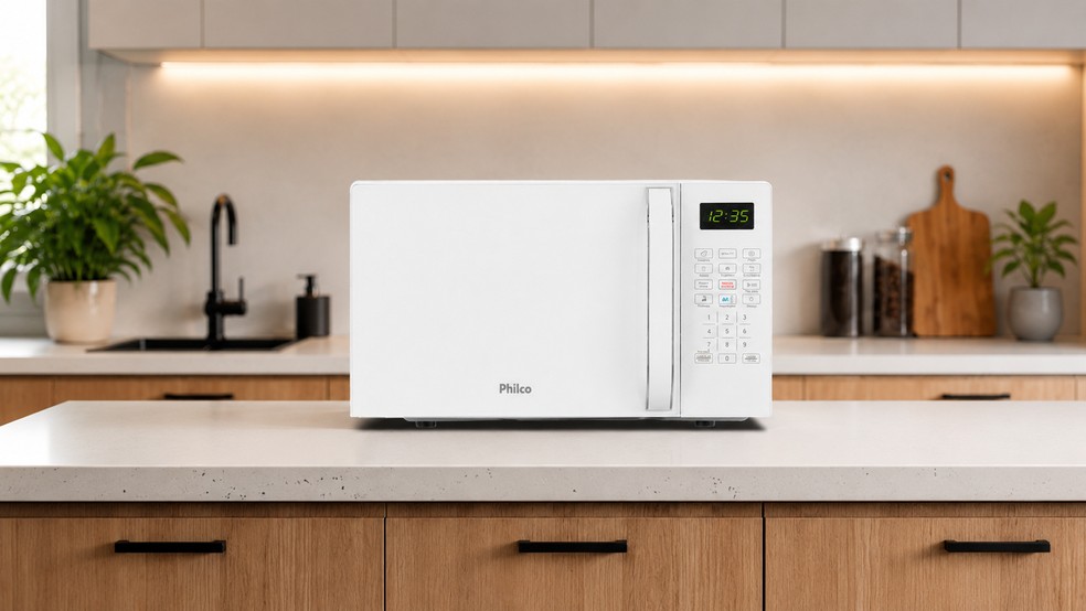 Como descongelar frango no micro-ondas: veja jeito certo de fazer