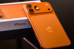 Apple aumenta preço de iPhones antigos no Brasil — e alta chega a R$ 500