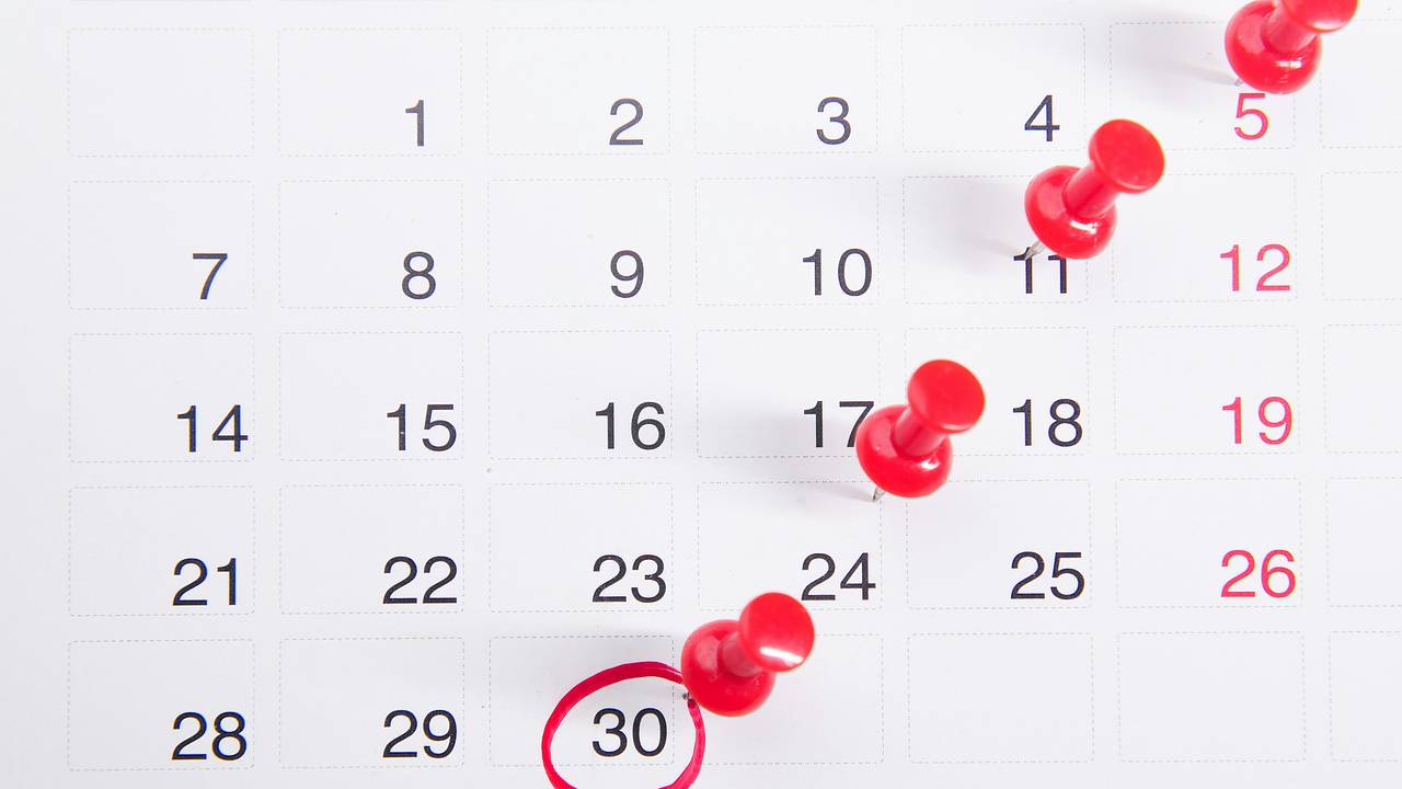 Na Rússia, avaliou-se a distribuição de dias úteis e fins de semana em 2027