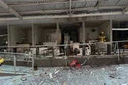 Três pessoas ficam feridas após explosões em boxes de rodoviária no GO - imagem 4