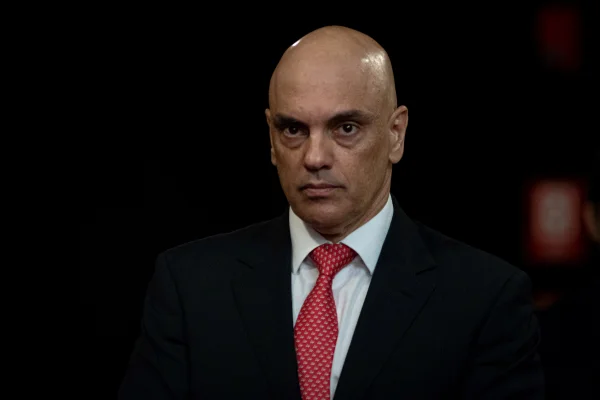 Casamento do filho de Moraes reúne Gilmar, Dino, Gonet e ministros do STJ