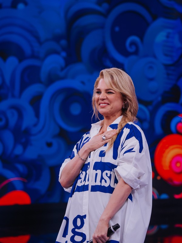 Isabel Teixeira fala de cirurgia preventiva nas mamas: 'Tinha 90% de chance de ter câncer'