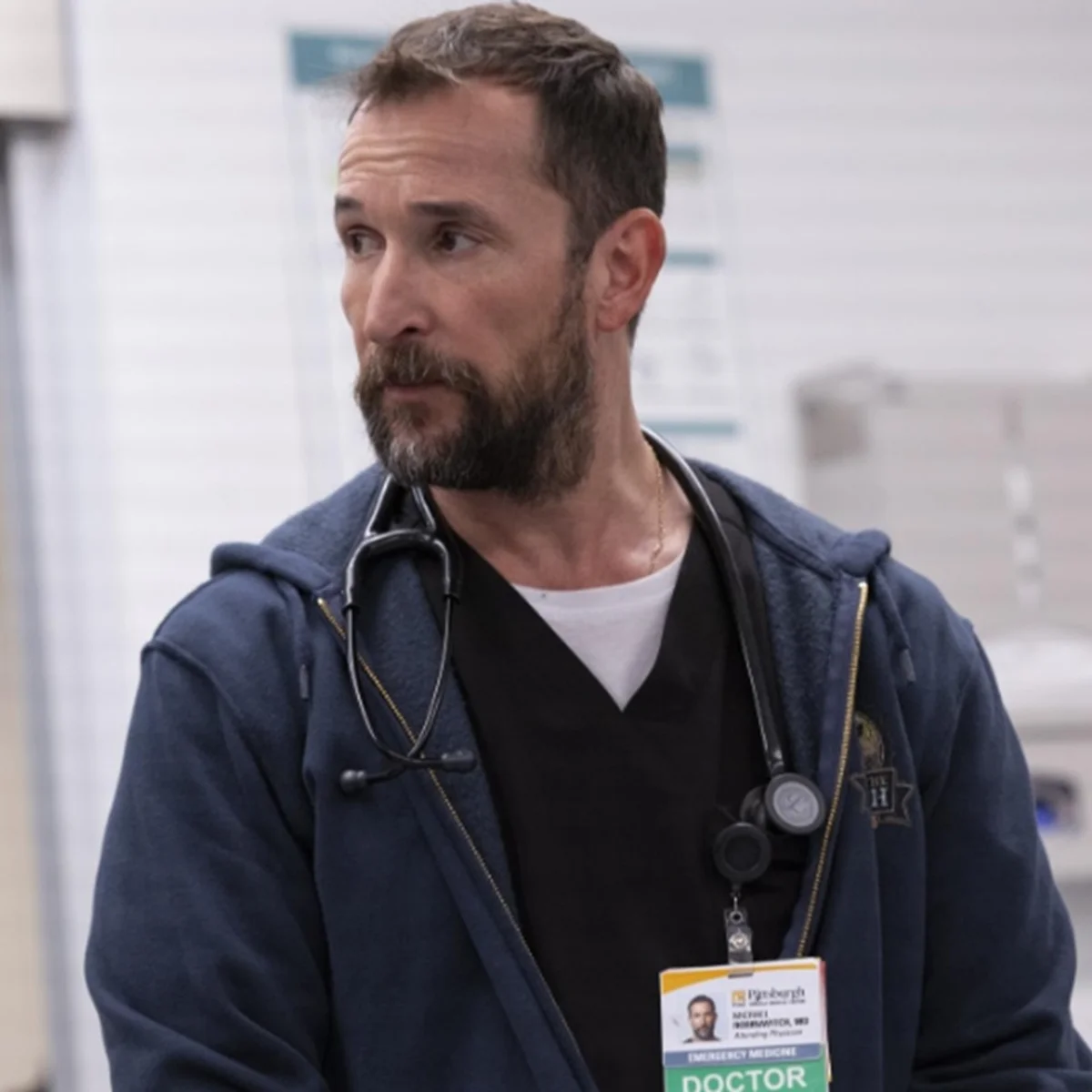 Noah Wyle, de The Pitt, é eleito o homem mais sexy do mundo pela People