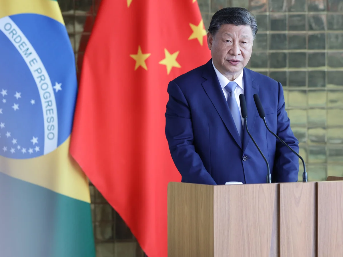 Xi Jinping parabeniza Lula e quer parceria com Brasil em "novos patamares"