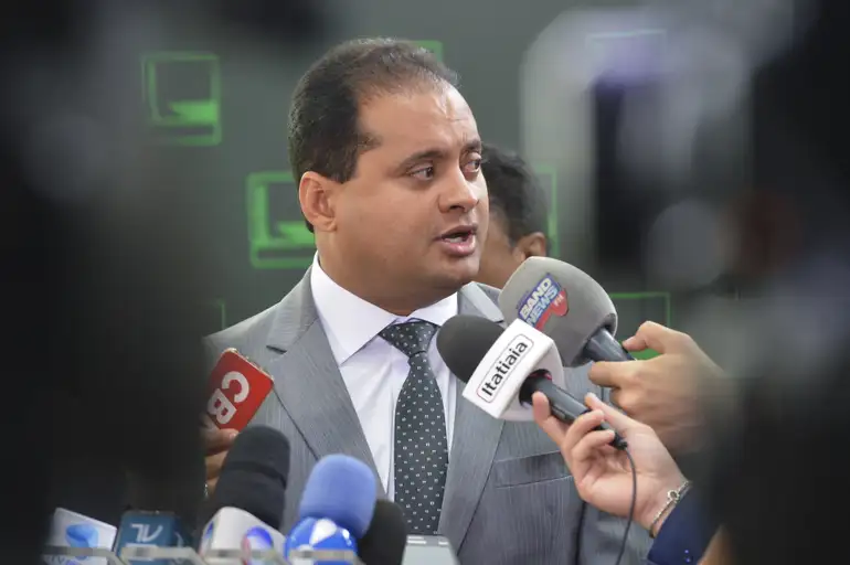 Investigado pela PF no caso do INSS, Weverton Rocha não é eleito no Maranhão
