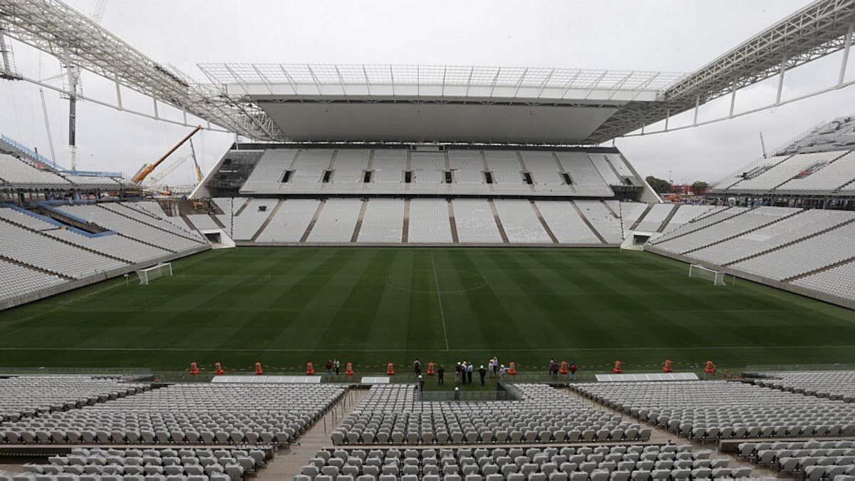 MP dá 72h para Corinthians mostrar dados sobre dívida com Caixa e cobra perito ‘escanteado’