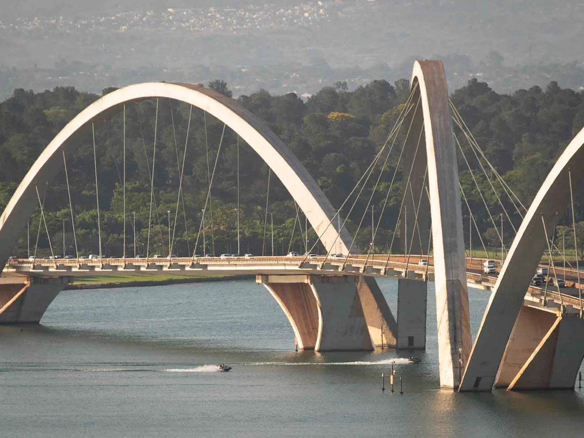 Celina anuncia reversão experimental na Ponte JK a partir de quarta (21/10)