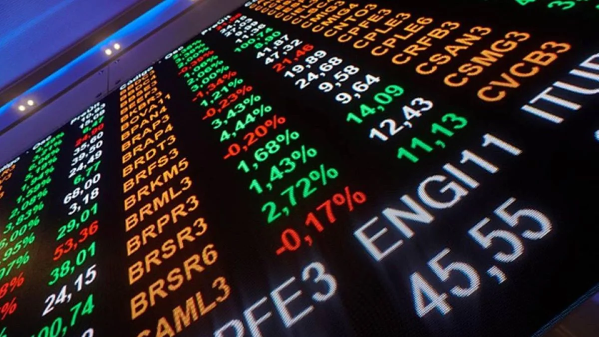 Bolsa abre acima de 206 mil pontos, em queda após recorde histórico na 6ª