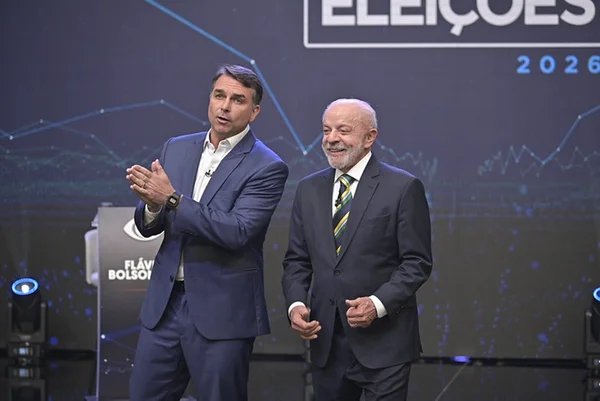 Pesquisa interna do PT mostra como indecisos viram Lula e Flávio no debate