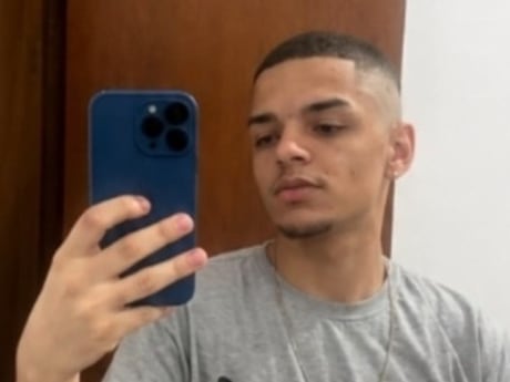 ‘Ação foi legítima’, diz secretário da Segurança sobre morte de jovem pela PM com 27 tiros