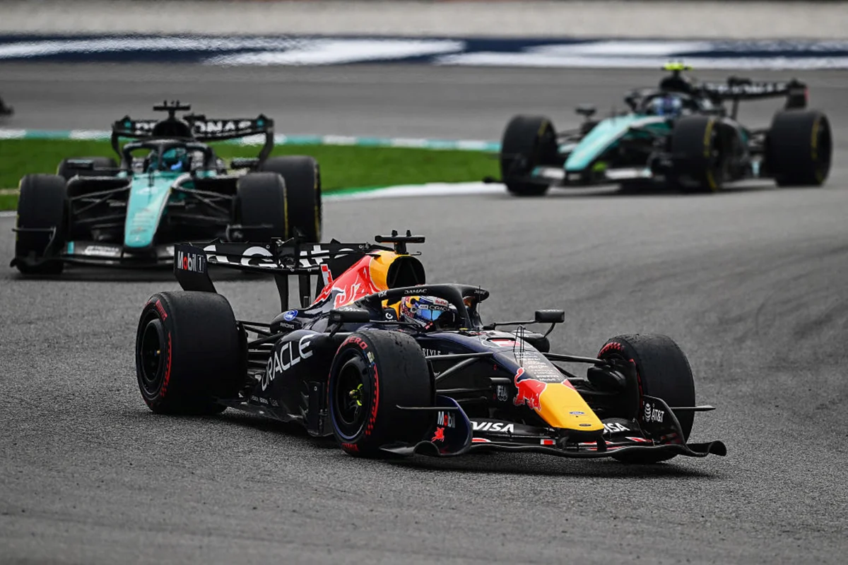 GP do Bahrein: Verstappen volta a vencer e repete a dose em Sepang