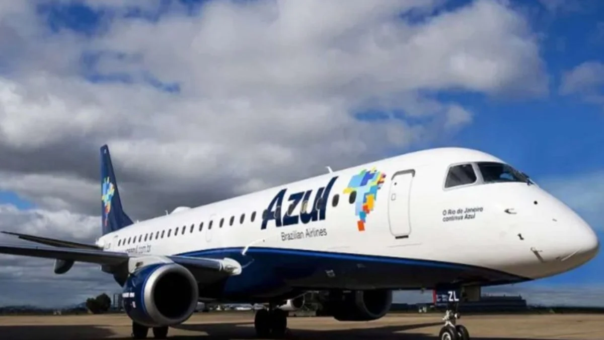 Avião da Azul retorna ao Galeão após problemas técnicos durante voo