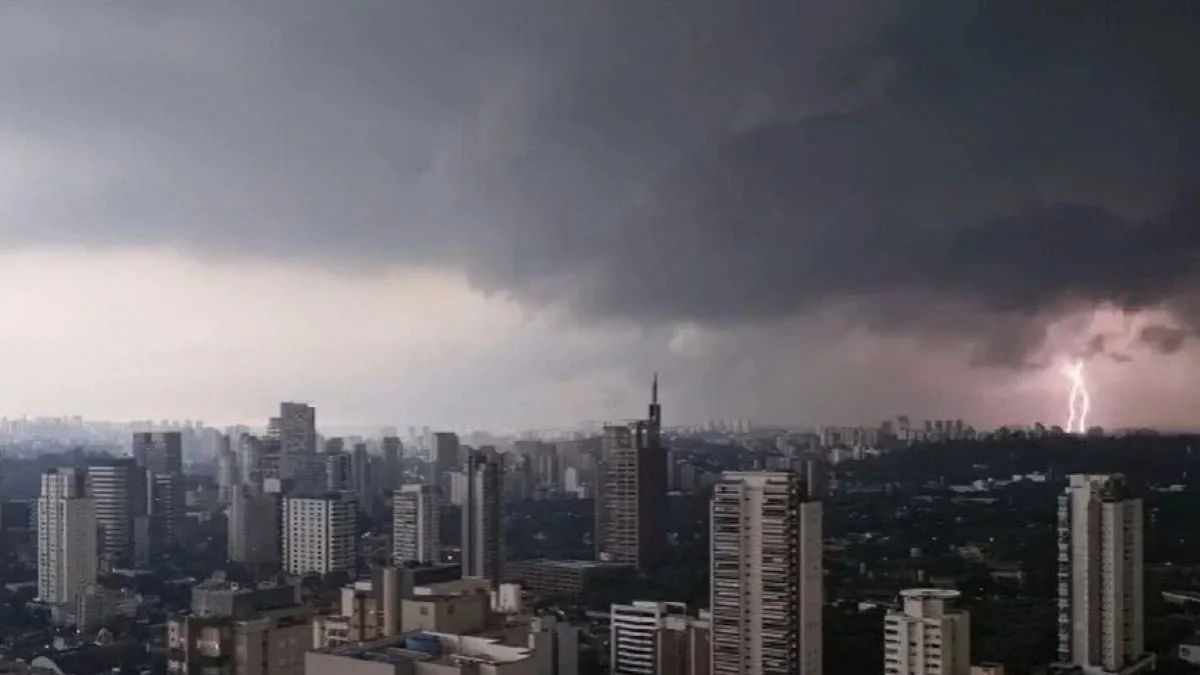 SP tem alerta para tempestades, granizo e ventos de 100 km/h até 5ª (15/10)