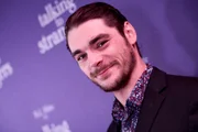 Quem é a noiva de RJ Mitte, ator de Breaking Bad que morreu aos 34 anos