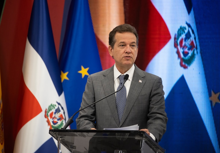 Cancillería dominicana desmiente un mensaje falso atribuido a Bukele sobre la frontera con Haití
