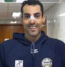 Imagem da matéria: Douglas Souza e Acerola levam pontos após choque de cabeça em semifinal entre Itaquá e Campinas
