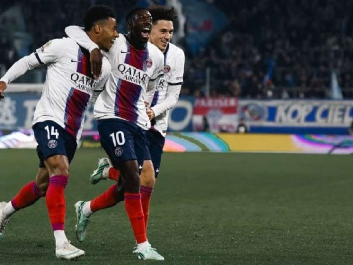 No sufoco! PSG vira no fim e vence o Strasbourg no Francês